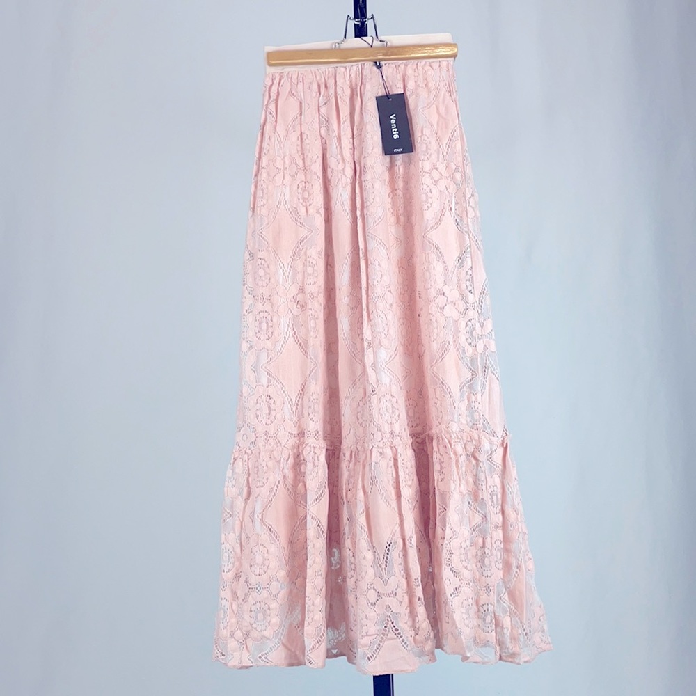 Blush maxi fully lined skirt. Never worn